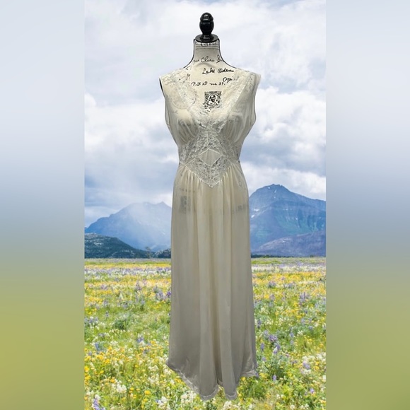 Gotham Gold Stripe Other - Vintage Gotham Gold Stripe Cream White Peignoir Gown SHEER Nightgown Robe Sz 36